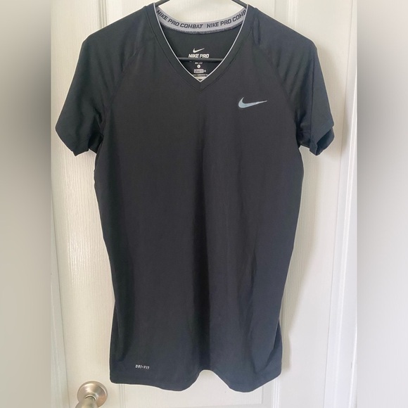 Nike Pro Combat women’s  Dri-Fit size-L - Picture 1 of 3